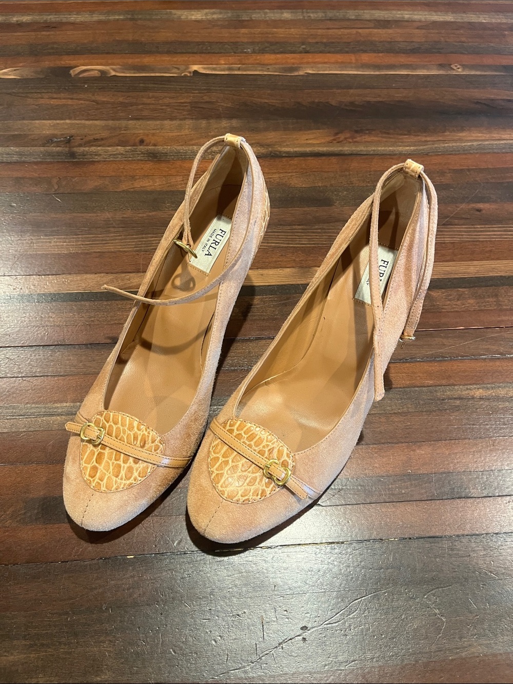 FURLA made in Italy kitten pumps with ankle straps in tan 36 1/2